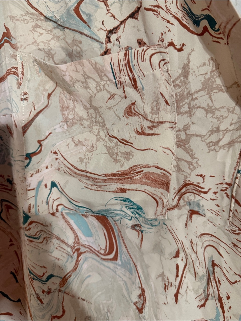 torrid Harper Cream Marble-Print V-Neck Tunic with Teal & Rust Swirls - Picture 3 of 6